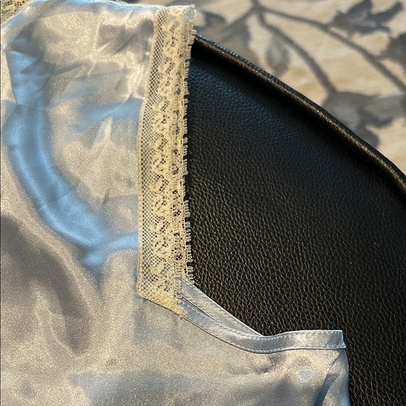 Jones New York Light Blue Chemise with Lace Accents - Picture 7 of 8